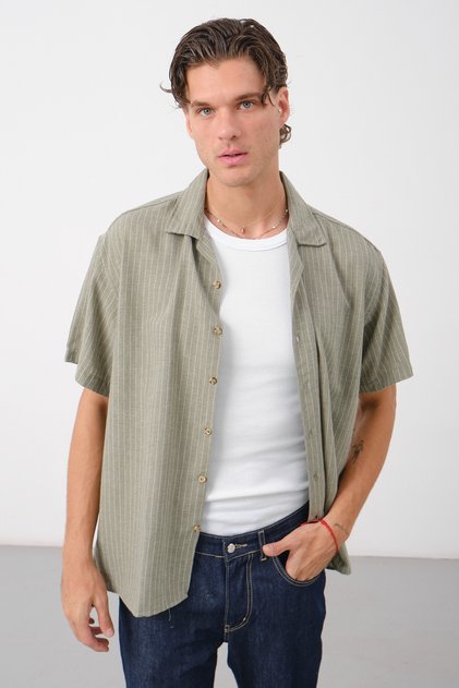 Men's Linen Oversize Relaxed Fit Short Sleeve Summer Shirt