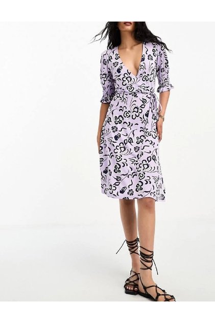 Rochie medie, Mov