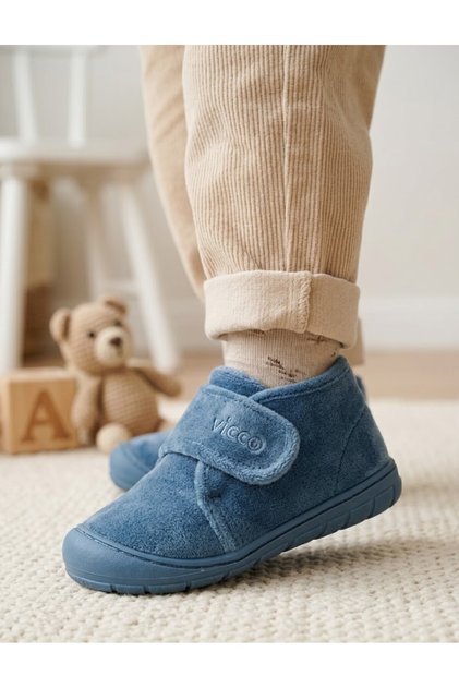 Svakodnevne papuče udobnog kroja za bebe i decu, za jaslice i vrtić, šarene.