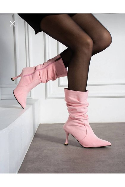 Helen Pink Dana Suede 7 cm Heel Pointed Toe Boots Botti̇e