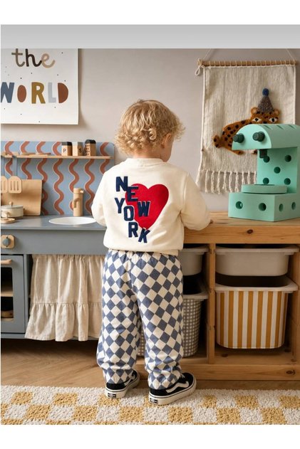 100% Cotton New York Printed Sweatshirt & Checkered Pants 2-Piece Boys' Set