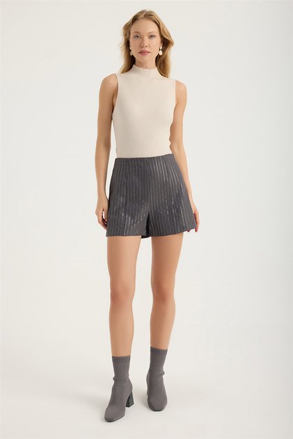 Sequined Side Zipper Shorts