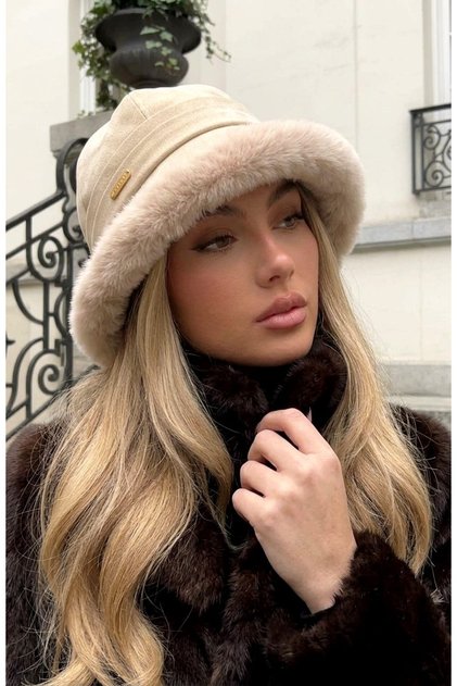 Teddy Luxe – Women's Plush Detailed Suede Look Winter Hat