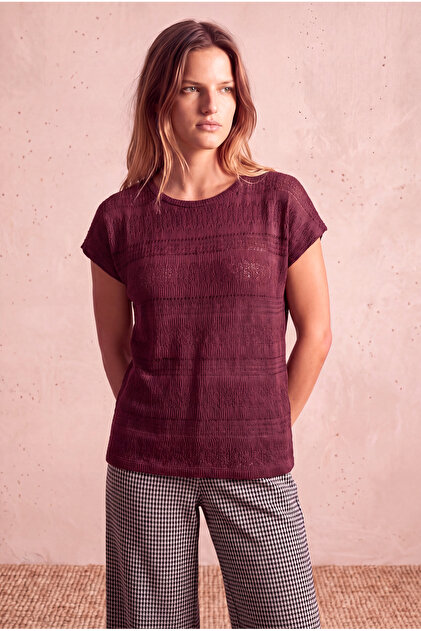 Women's Openwork Knitted Claret Red Short Sleeve Crew Neck Blouse Lucie