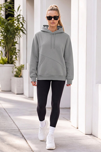 Women's Winter 3-Strand Fleece Hooded Oversize Sweatshirt with Cut-Out Pockets - Light Smoked
