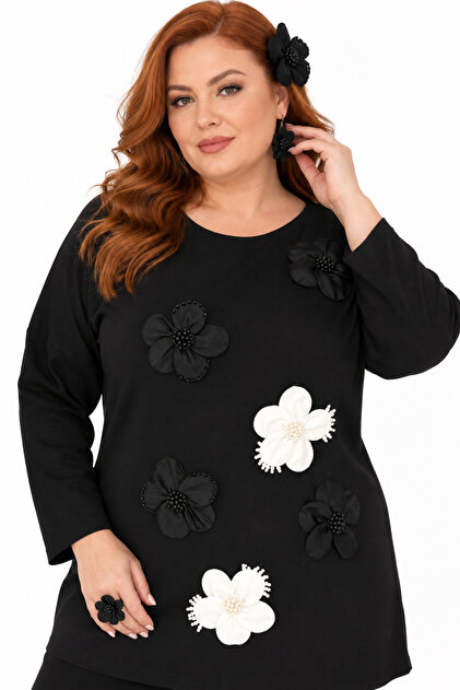 Plus Size Floral Applique Pearl Detailed Crew Neck Capri Sleeve Women's Blouse