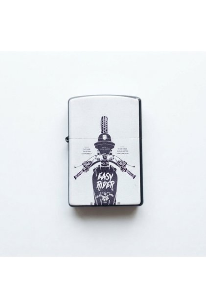 Classic Metal Windproof Lighter - Zippo Style & Refillable 204