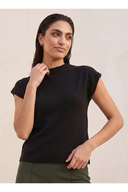 Smart Top with Extended Sleeves