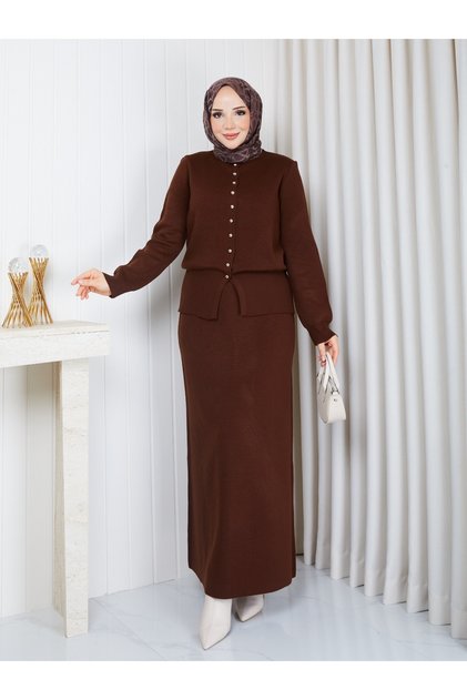 Cardigan and Buttoned Knitwear Skirt Set