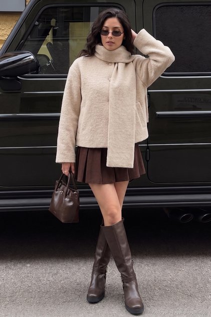 Detachable Shawl Detailed Buttoned Textured Short Coat Women's Coat 6810429