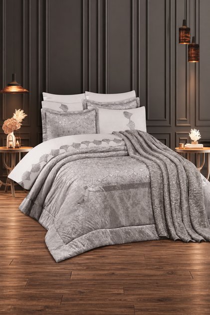 Home Imperial 10-Piece Embroidered Bedding Set with Blanket Velvet Dowery Set