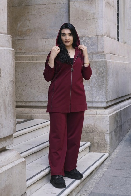 Women's Burgundy Seasonal Front Zipper Hooded Sweatshirt Set with Stone Detail and Accessories