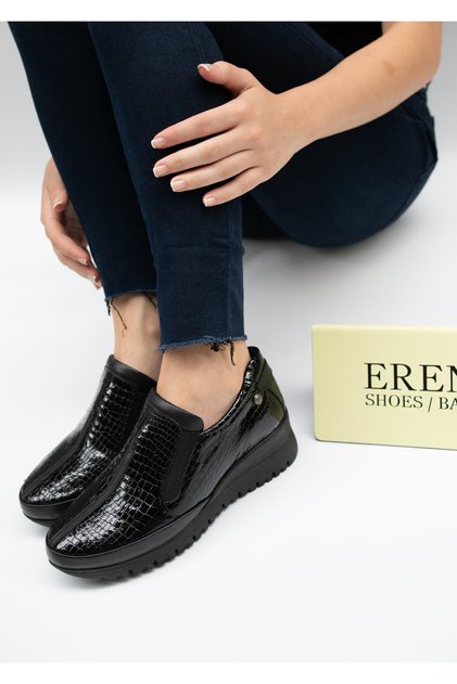 5507 EREN SHOES&BAG Hakiki Deri Baskılı Dolgu Topuklu Kadın Günlük Ayakkabı Gerçek Deri Rugan Siyah Baskılı