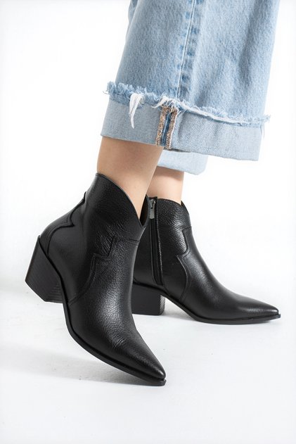 Merlot Western Black Flouter Boots