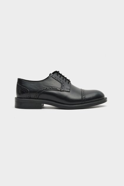 Ds Damat Black Shoes