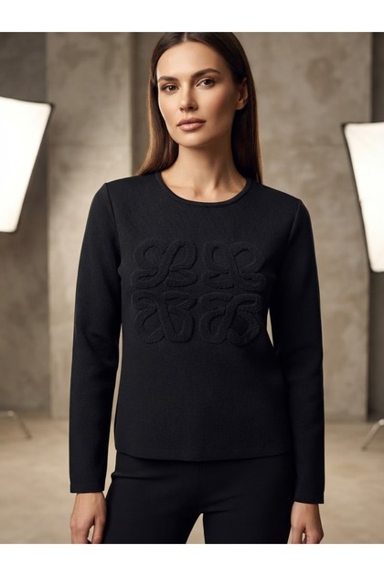 Women's Crew Neck High Quality Embroidered Steel Knit Sweater
