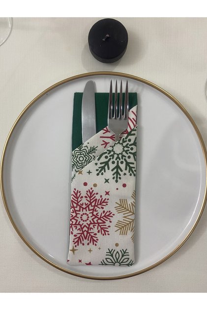 Christmas Patterned Fork Spoon Knife with Pocket for Service and Presentation 6 Pieces