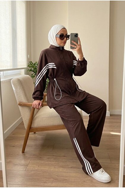 Women's Hijab Two-Piece Set Zippered Drawstring Tunic with Stripe Detail and Wide-Leg Pants Set