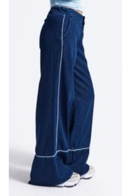 Şerit Detay Geniş Paça Pantolon