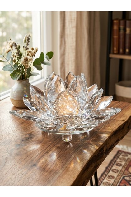 Elegance Kristal Lotus Çiçeği Biblo & Mumluk - Lüks Cam Dekorasyon Objesi 12cm x 20cm