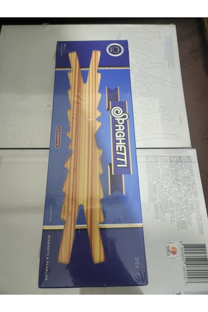 Le SSERAFIM Spaghetti