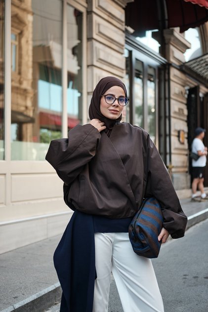 Women's Double-Breasted Collar Drawstring Detail Lined Bomber Jacket Brown