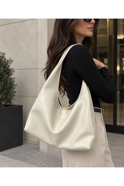 Women's Cream Large Hobo Shoulder Bag Soft Textured Stylish Daily Bag Large Internal Volume Modern Design Handbag