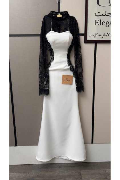 White and Black Color Combination Elegant White Fabric with Black Sheer Lace Long Evening Dress