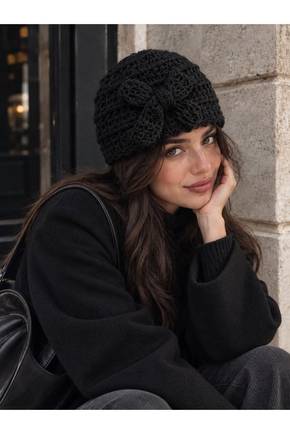 Women's Black Bow Detailed Hand Knitted Beanie Bere1153