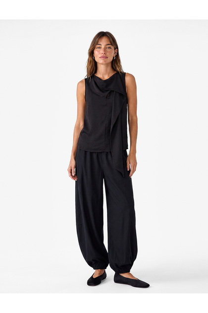 Belt-Tied Elastic Side Pocket Balloon Trousers
