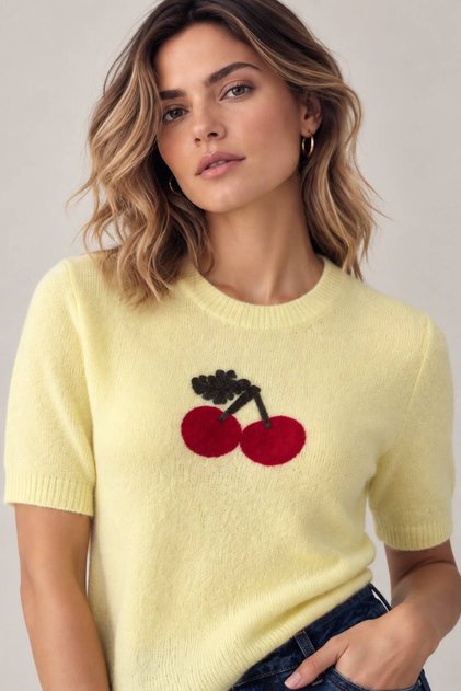 Women's Short Sleeve Cherry Patterned Sweater