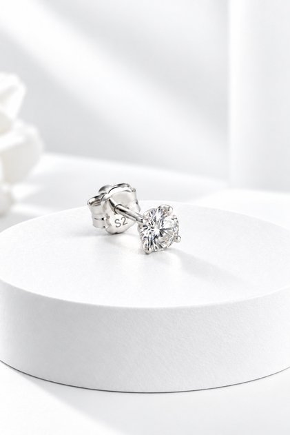 Gümüş 925 Ayar 3 Mm Tek Zirkon Taşlı Çivili Tekli Küpe