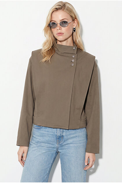 Women's Khaki Stand Collar Metal Button Detailed Lined Pocketed Short Trench Coat 2815 60286458