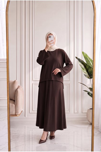 طقم ييكتا قصير من الأمام وطويل من الخلف - NA3480 بني
