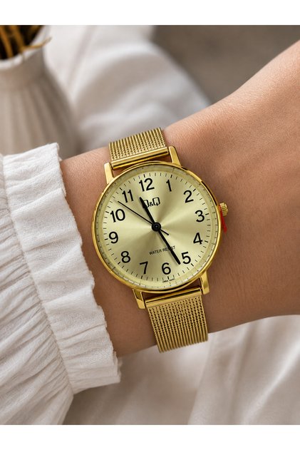 Women's Wristwatch Gold Color Mesh Steel Band Casual and Stylish Combination Japanese Movement Gift Boxed