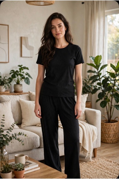 Siyah Fitilli Pijama Takımı