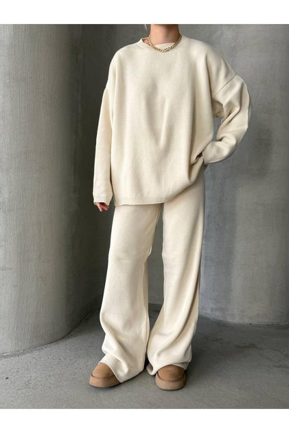 Oversize Cut Simple Women's Knitwear Set