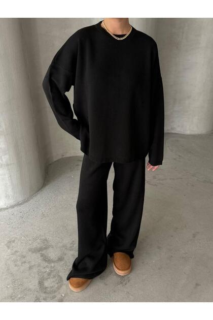 Oversize Cut Simple Women's Knitwear Set