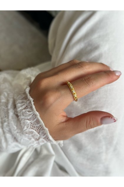 Design Ring with Nail Detail