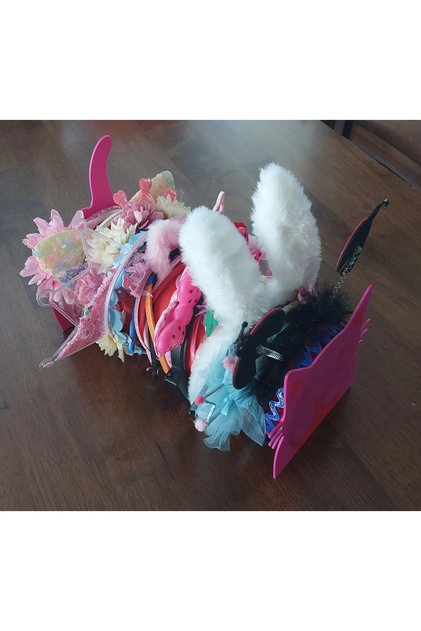 Cat Figured Hair Band Organizer Crown and Hair Accessory Holder Stand