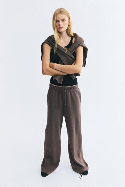 Düz Paçalı Jogger Pantolon