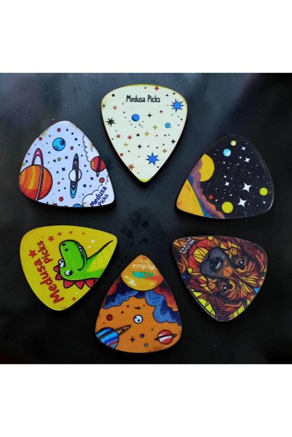 Medusa Picks Gezegen Temalı gitar penasi