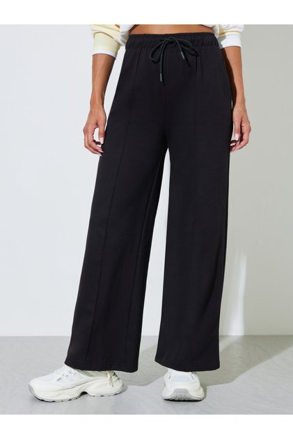 Black Solid Pintuck Details Wide Leg Joggers
