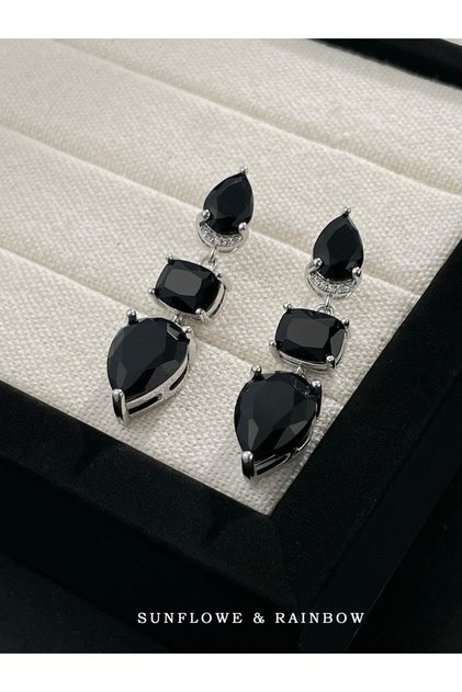 Dangle Earrings