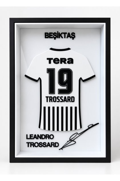 Leandro Trossard 19 3D Kabartmalı Forma Tablo – Dekoratif Futbol Taraftar Çerçevesi