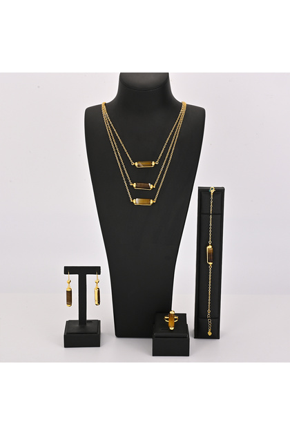 Middle Eastern Traditional Design 14 K Jewellery Set