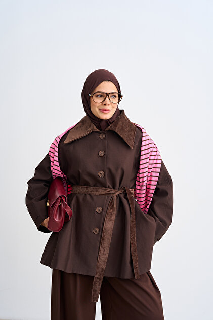 Women's Collared Suede Detailed Waist-Tie Short Lined Trench Coat Brown