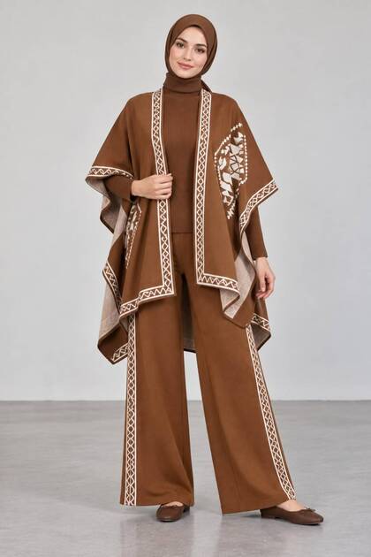 Women's 3-piece set with turtleneck blouse and poncho pants