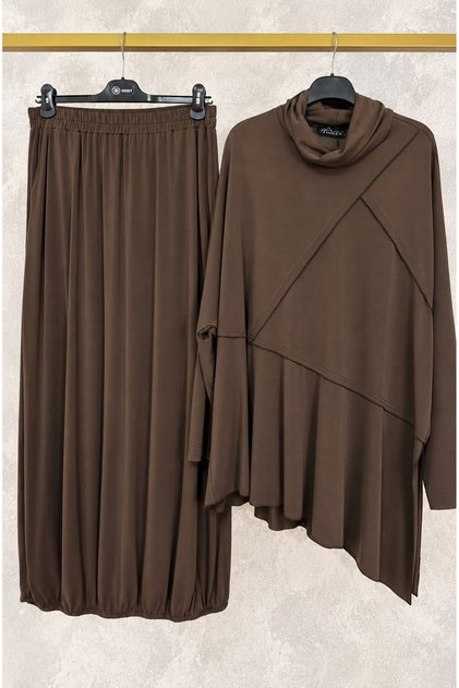 26524 Tunic Skirt Set with Turtleneck and Stitching Detail