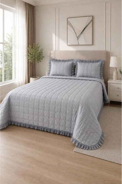 Bujiva Pleated Double 3-Piece Bedspread Gray